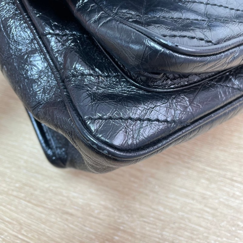 專櫃價3.8折！YSL  聖羅蘭niki 黑色油蠟皮材質 柔軟易打理 自重超級輕  十分耐造 多種背法-10