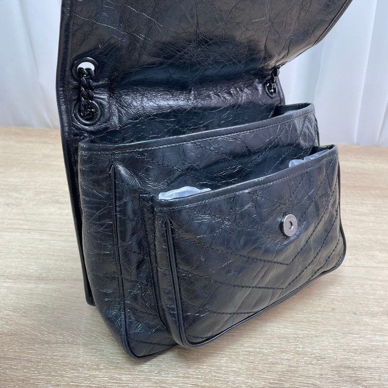 專櫃價3.8折！YSL  聖羅蘭niki 黑色油蠟皮材質 柔軟易打理 自重超級輕  十分耐造 多種背法-17