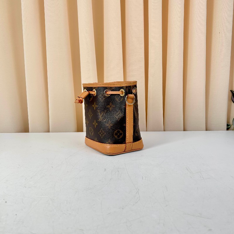 LV 路易威登 Nano Noé迷你抽繩小水桶芯片款-3