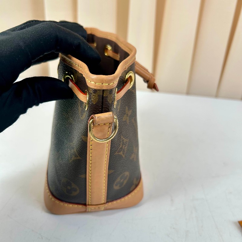 LV 路易威登 Nano Noé迷你抽繩小水桶芯片款-18