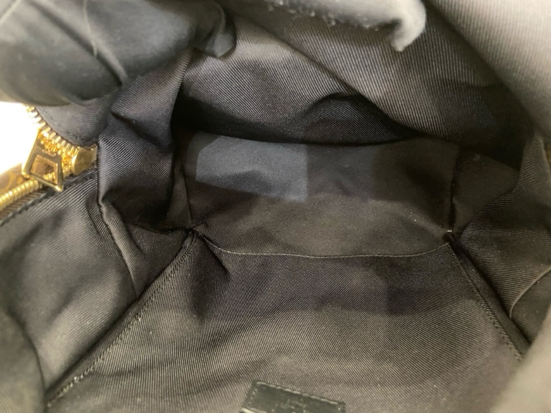 LV 小號後背包小書包-8