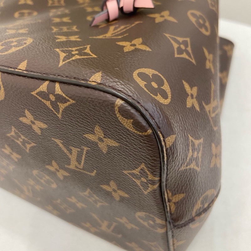 99新 LV 粉色水桶包桶-4