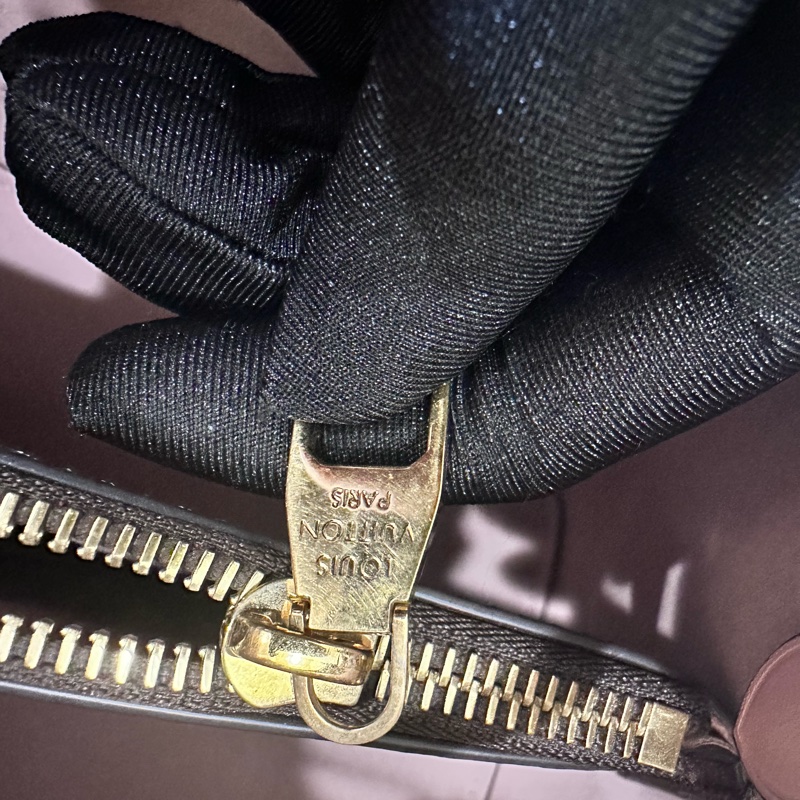 LV 粉色水桶包桶-9