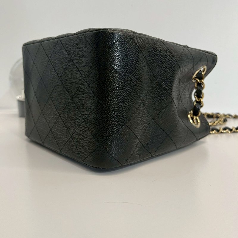 Chanel mini tote 黑金荔枝牛 晶片款-6
