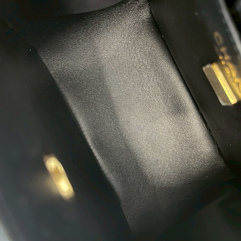 Chanel mini tote 黑金荔枝牛 晶片款-7