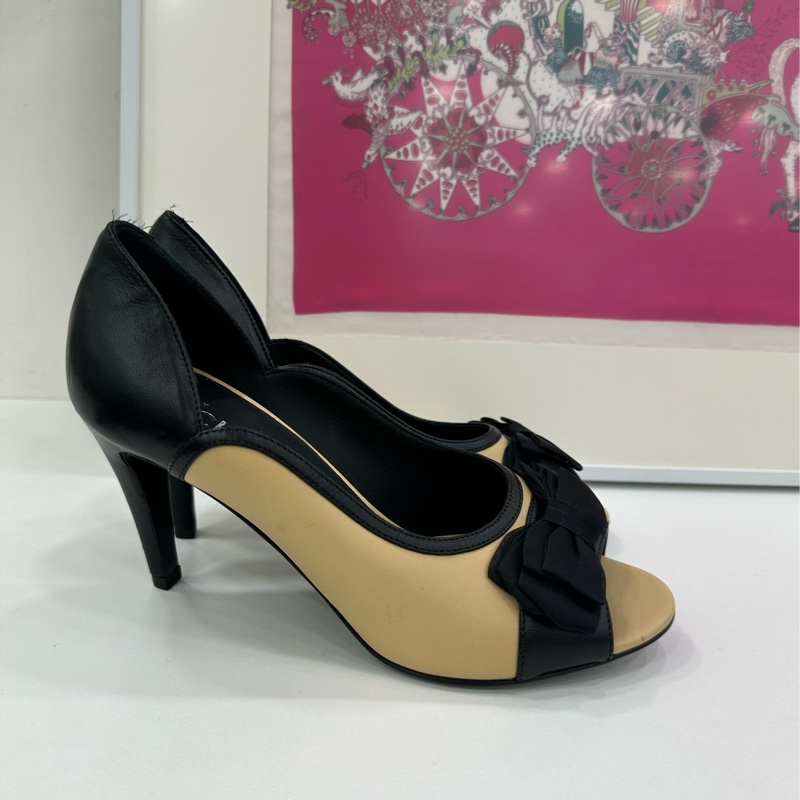 CHANEL香奈兒 圓頭高跟 一字帶涼鞋 女款 淡黃色 37碼 閒置-1