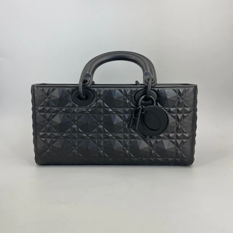 Dior戴妃横版黑色牛皮鑽石藤格紋 26*13·5*5-0