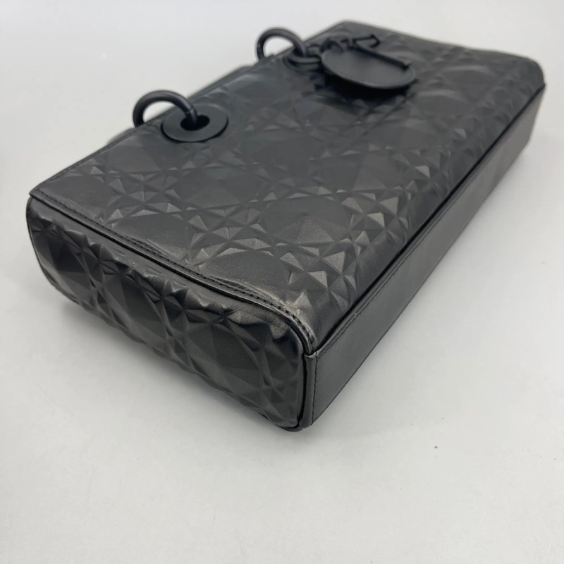 Dior戴妃横版黑色牛皮鑽石藤格紋 26*13·5*5-6