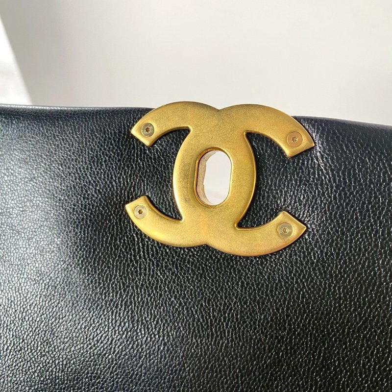 CHANEL 19系列 黑色 小羊皮 金釦 雙色鍊 26cm 保卡款 手提 斜挎 小號 口蓋包 AS1160-8