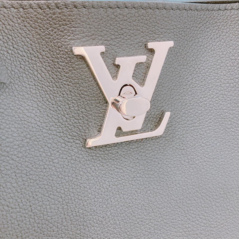 MS0587 LOUIS VUITTON 路易威登LV字單字包包LOCKME GO TOTE BAG CALFSKIN-21