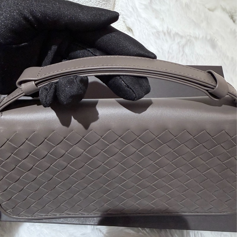 Bottega Veneta lntrecciato手拿包 大象灰-3