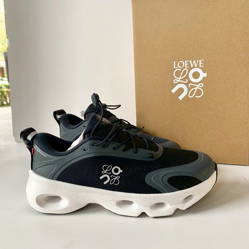 全新真品 現貨 Loewe x ON 聯名Cloudsolo 黑白 聯名 運動鞋 跑鞋 37號-0