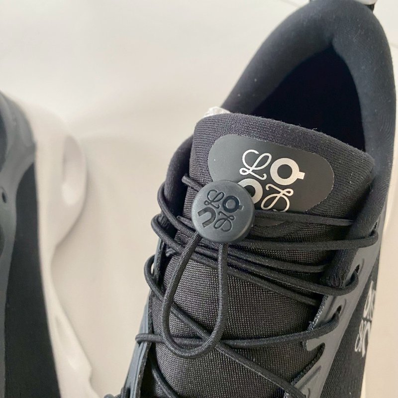 全新真品 現貨 Loewe x ON 聯名Cloudsolo 黑白 聯名 運動鞋 跑鞋 37號-4