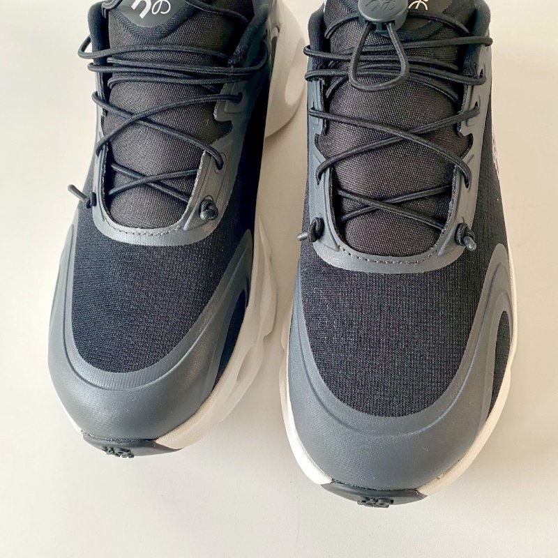 全新真品 現貨 Loewe x ON 聯名Cloudsolo 黑白 聯名 運動鞋 跑鞋 37號-6