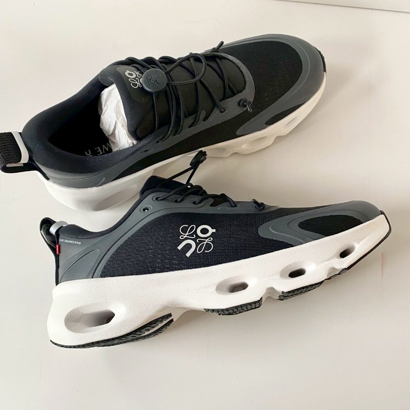 全新真品 現貨 Loewe x ON 聯名Cloudsolo 黑白 聯名 運動鞋 跑鞋 37號-8