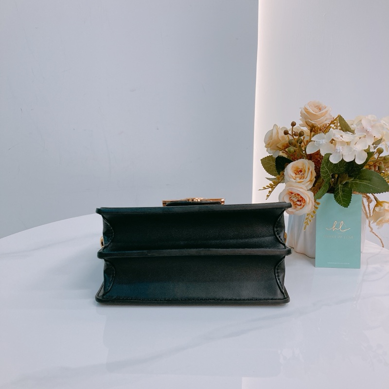 MS0588 LOUIS VUITTON 路易威登翻蓋式鍊帶包包DAUPHINE MINI EPI-6