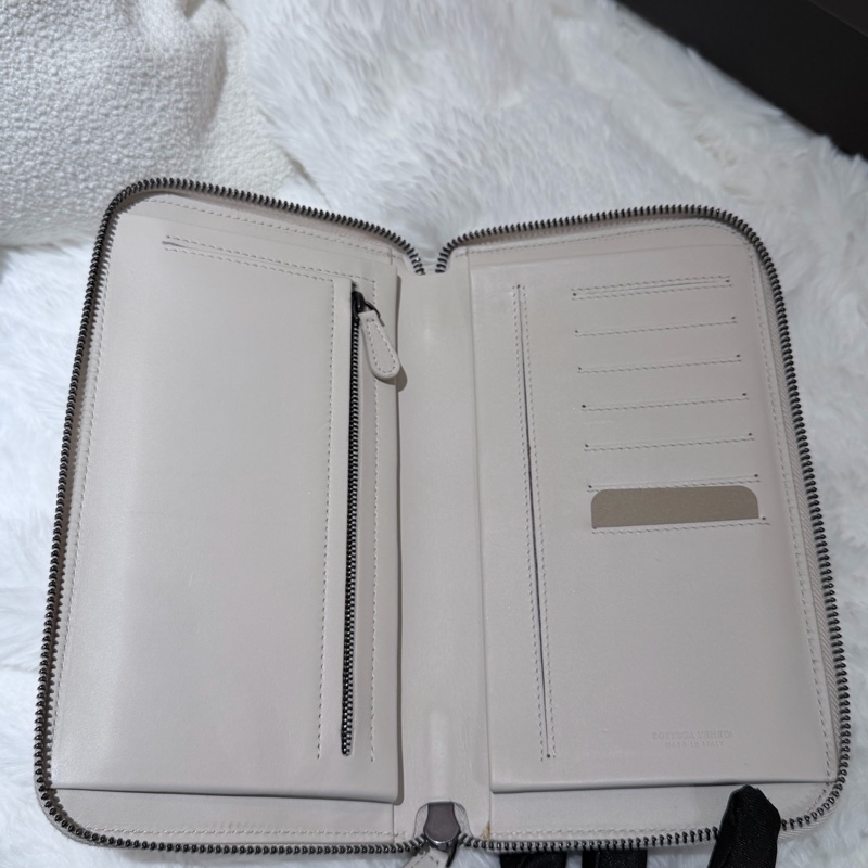 Bottega Veneta  lntrecciato手拿包 奶白-7