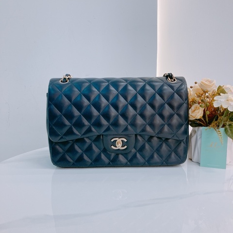 MS0589 CHANEL 香奈兒經典大號翻蓋式連帶包包CLASSIC FLAP JUMBO 30CM LAMBSKIN