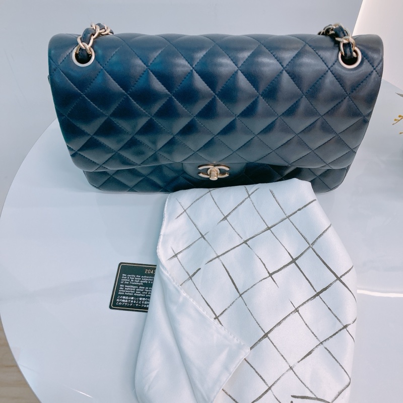 MS0589 CHANEL 香奈兒經典大號翻蓋式連帶包包CLASSIC FLAP JUMBO 30CM LAMBSKIN-10