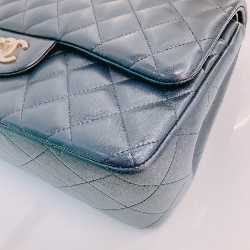 MS0589 CHANEL 香奈兒經典大號翻蓋式連帶包包CLASSIC FLAP JUMBO 30CM LAMBSKIN-28