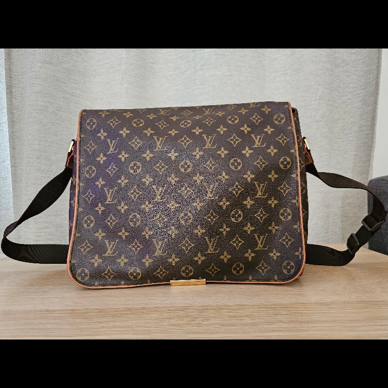 Louis Vuitton 

LV 男款老花大書包斜背包 型號M45257-0