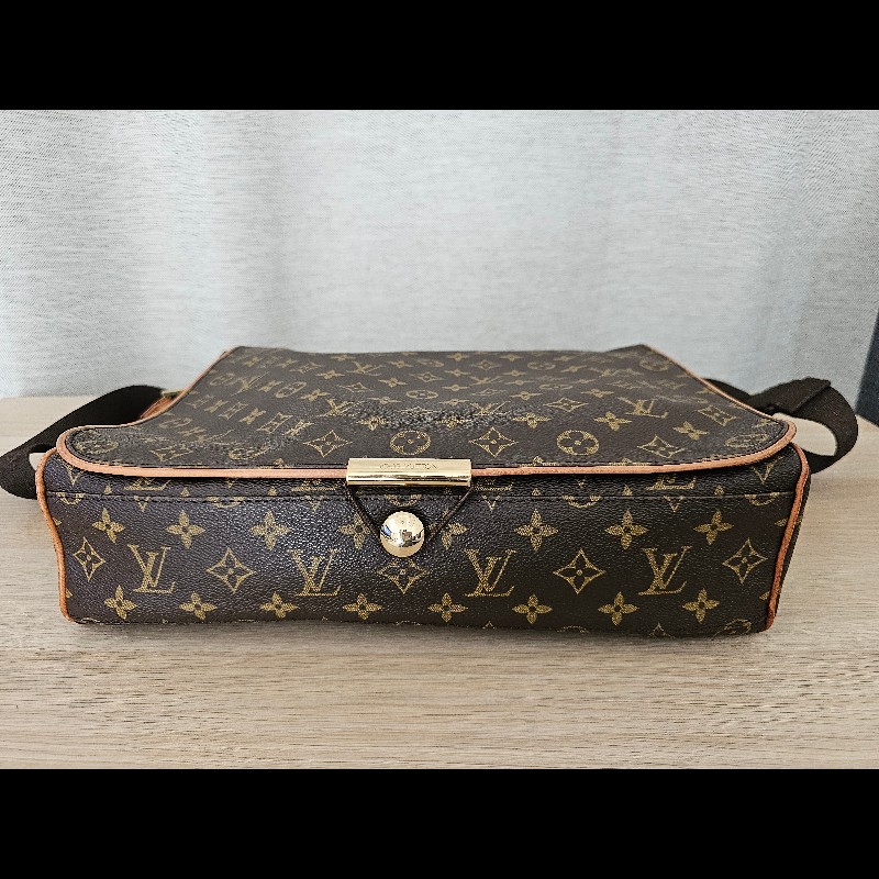 Louis Vuitton 

LV 男款老花大書包斜背包 型號M45257-1