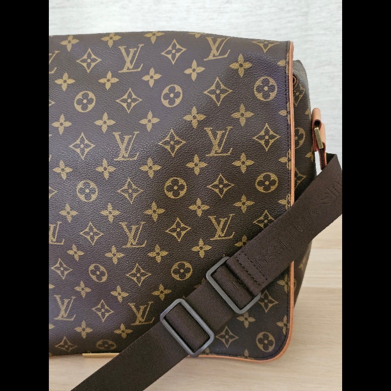 Louis Vuitton 

LV 男款老花大書包斜背包 型號M45257-6