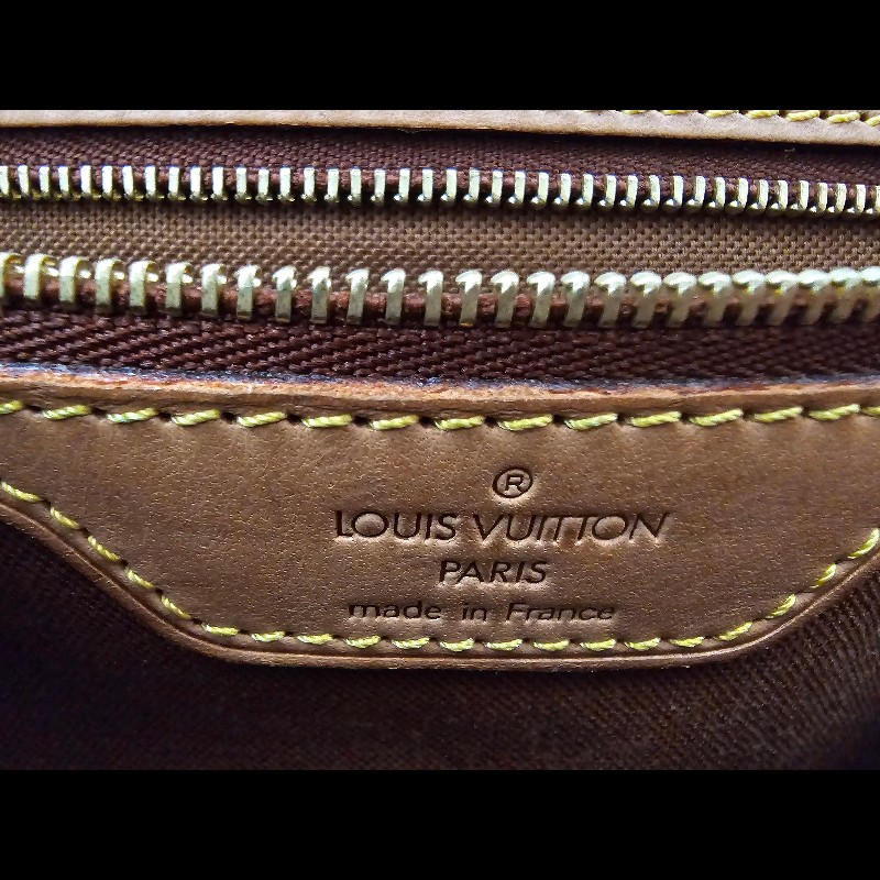 Louis Vuitton 

LV 男款老花大書包斜背包 型號M45257-21