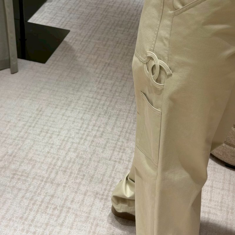 全新真品 現貨 Chanel 26P JENNIE同款 米色 工作褲36號-1