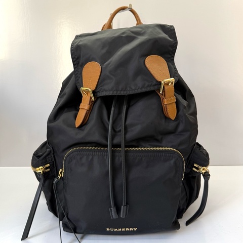 BURBERRY 巴寶莉 黑色尼龍後背包