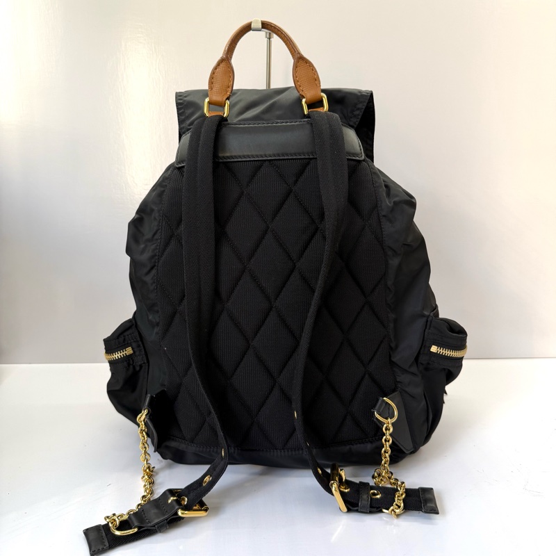 BURBERRY 巴寶莉 黑色尼龍後背包-1