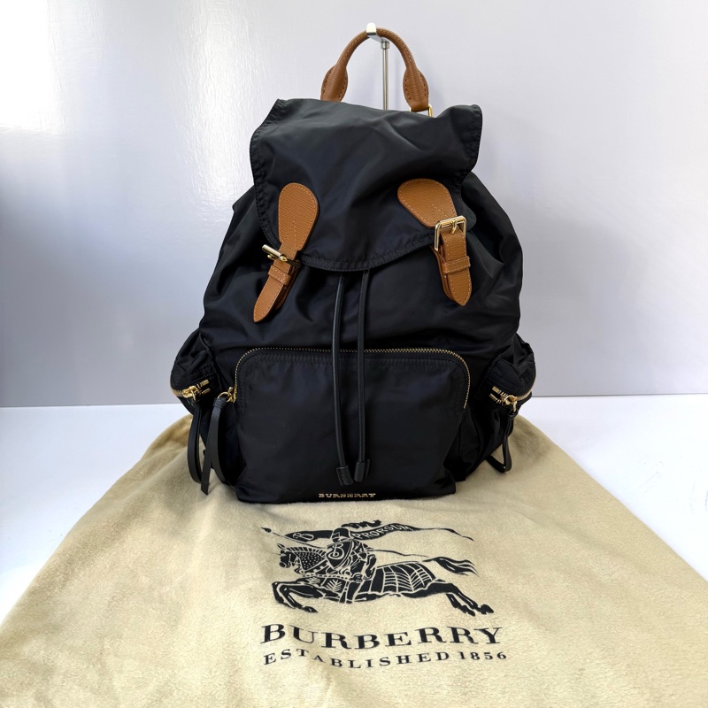 BURBERRY 巴寶莉 黑色尼龍後背包-2