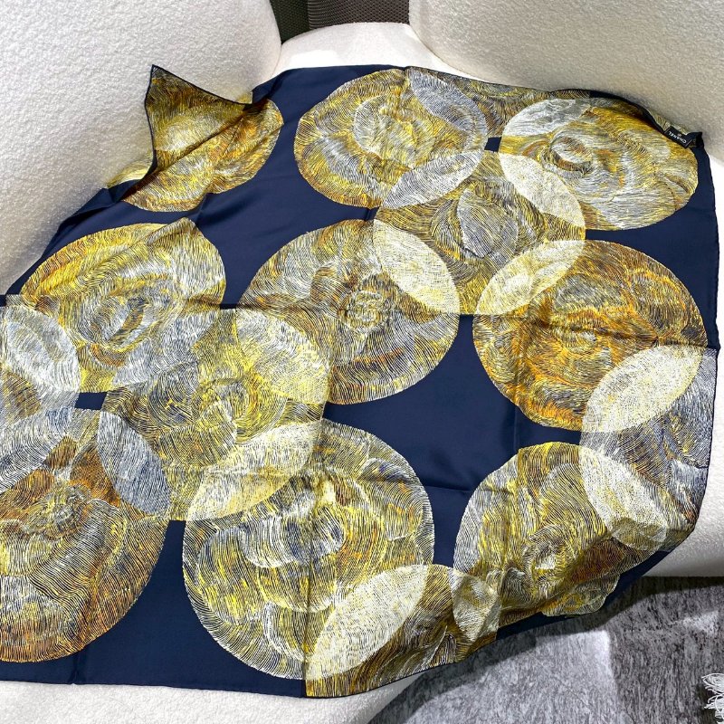 全新真品 現貨 CHANEL 藍 / 黃 山茶花 VIC限定 絲巾 方巾-2