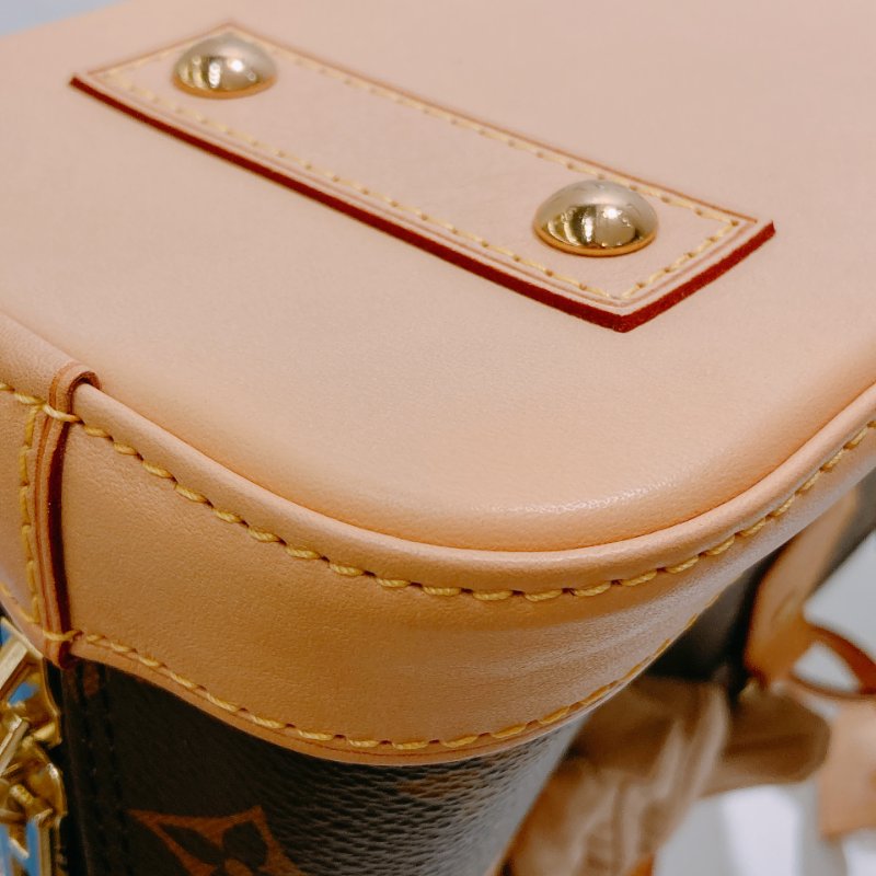 TW4748 Louis Vuitton 路易威登 小號老花貝殼手提包 Alma BB Monogram Canvas-10