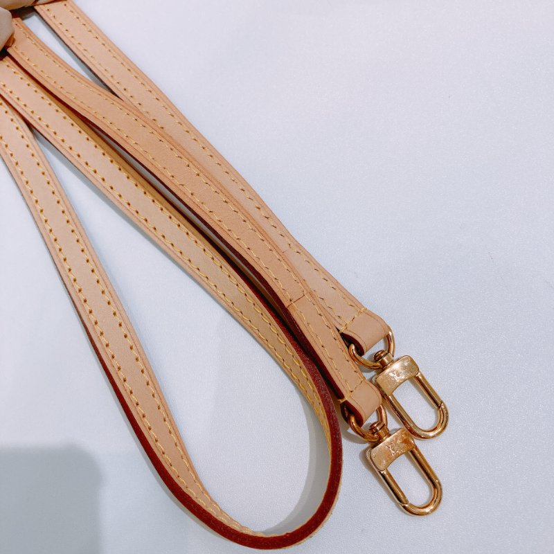 TW4748 Louis Vuitton 路易威登 小號老花貝殼手提包 Alma BB Monogram Canvas-17