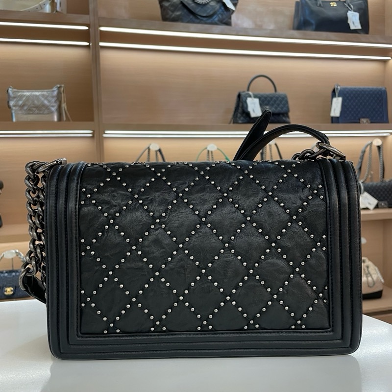 CHANEL+香奈儿leboy 中號 深蓝色菱格纹牛皮银扣铆钉装饰链条包-10