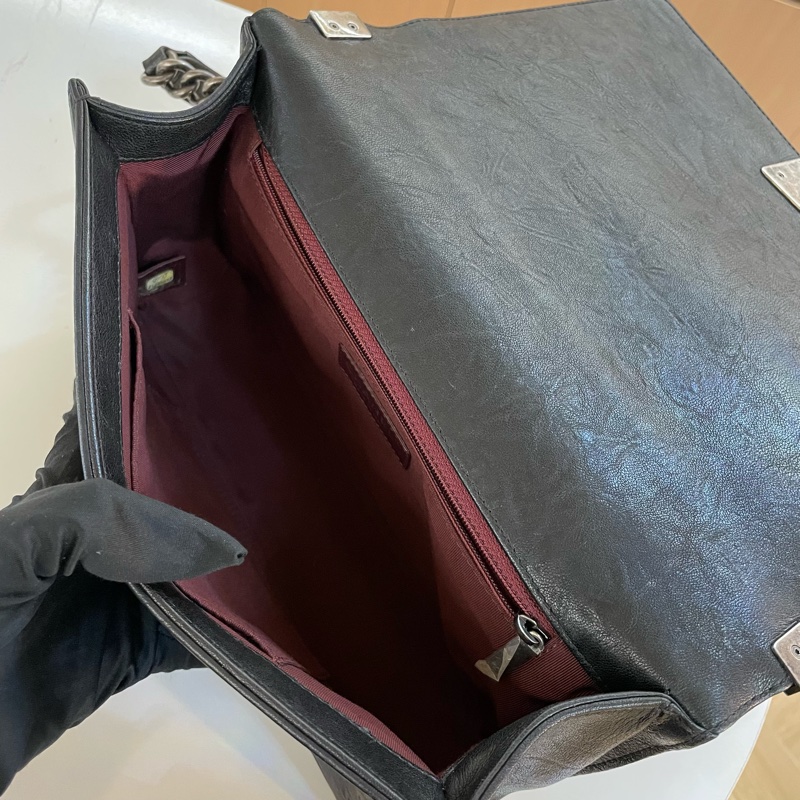 CHANEL+香奈儿leboy 中號 深蓝色菱格纹牛皮银扣铆钉装饰链条包-13