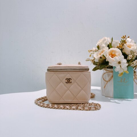 TW4749 Chanel 香奈兒 迷你裸色盒子斜背包Vanity Case With Chain Caviar Beige x GHW