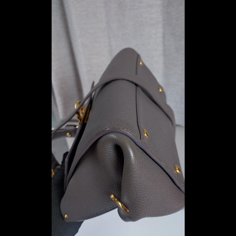 Ferragamo 金釦灰皮兩用包 Sofia-8