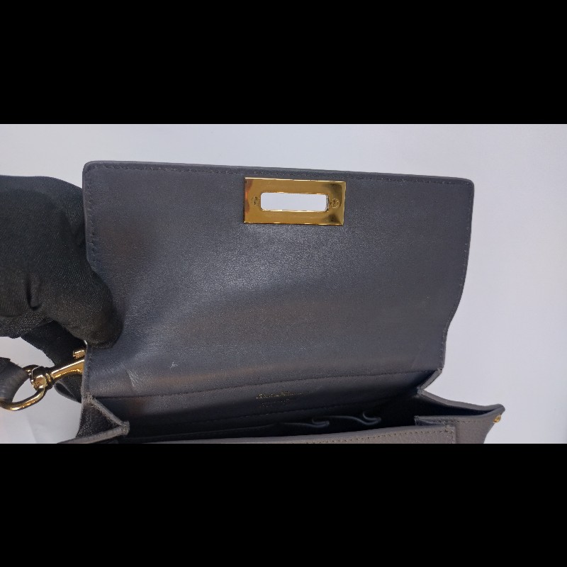 Ferragamo 金釦灰皮兩用包 Sofia-16