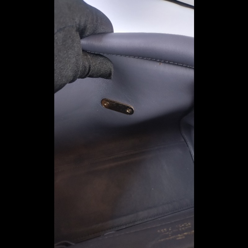 Ferragamo 金釦灰皮兩用包 Sofia-21