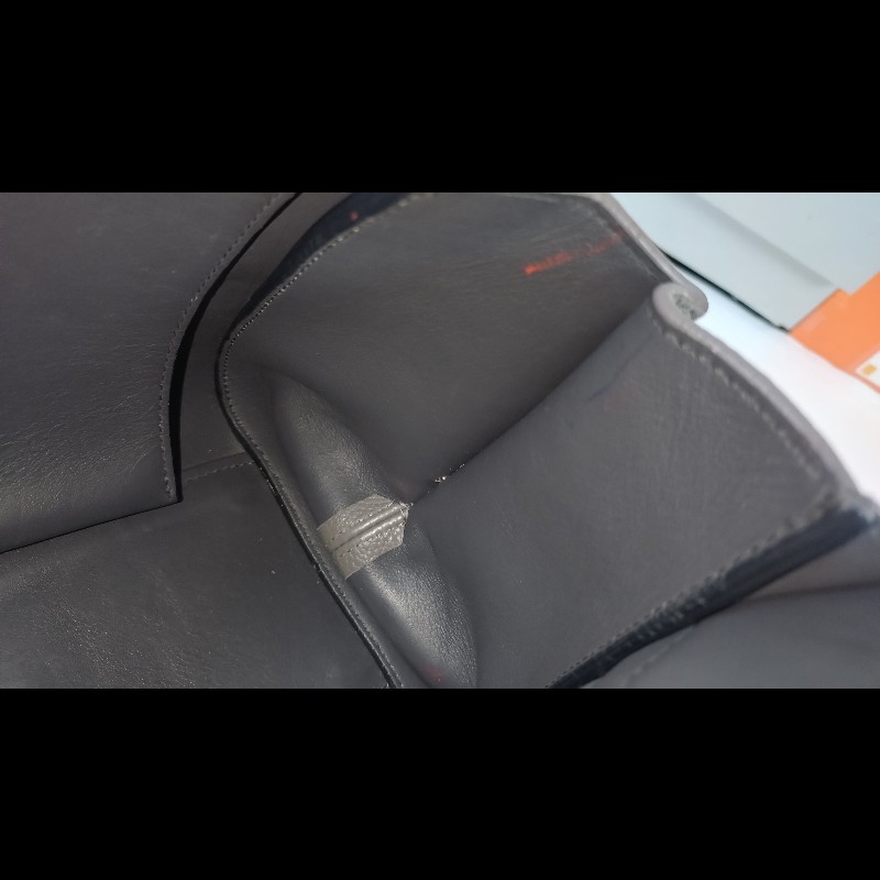 Ferragamo 金釦灰皮兩用包 Sofia-39