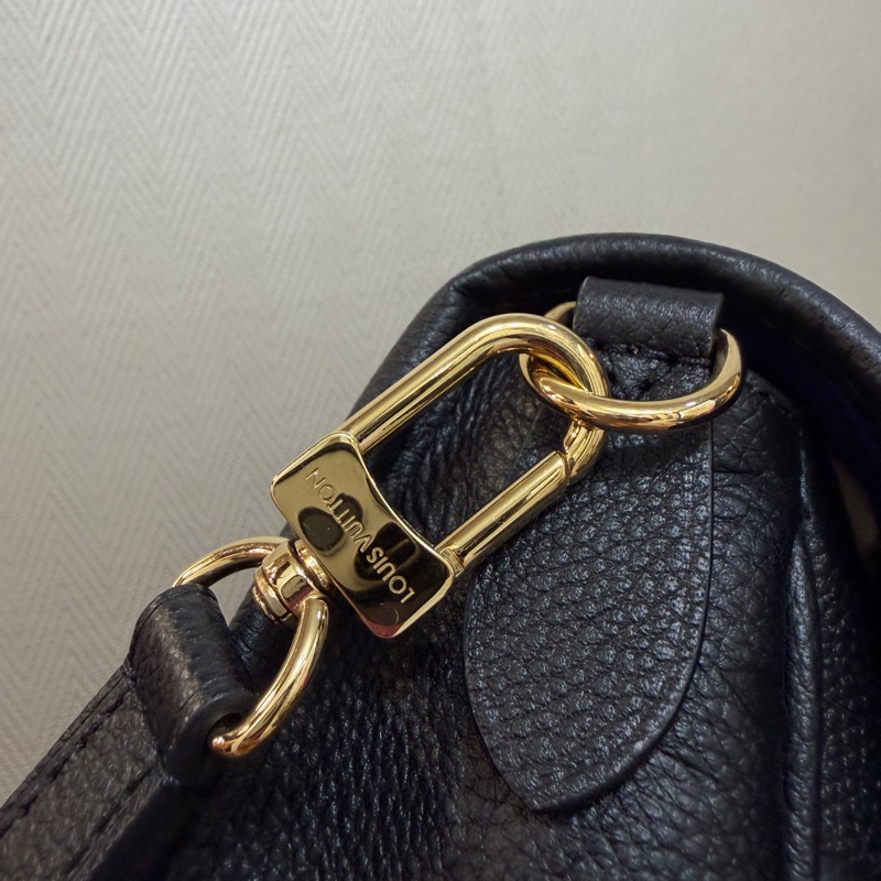 LV 黑牛皮壓紋Diane金釦手提肩斜背包M46386-5