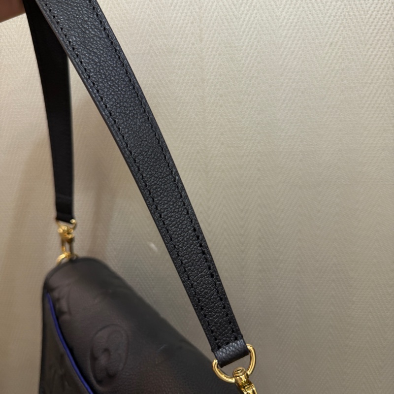 LV 黑牛皮壓紋Diane金釦手提肩斜背包M46386-18