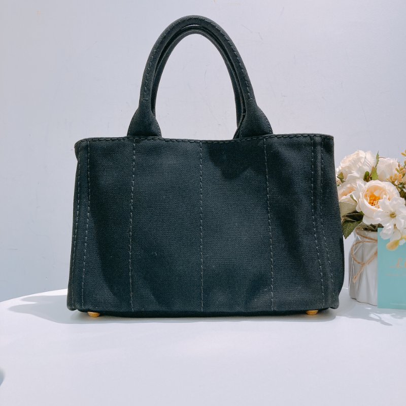 TW4750 Prada 普拉達 小號黑色帆布手提包 Handle With Chain Bag Black-2