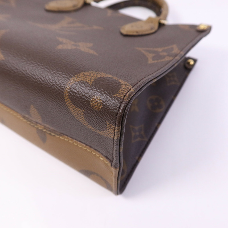 LOUIS VUITTON Monogram Giant On The Go PM金扣手挽肩背兩用袋-9