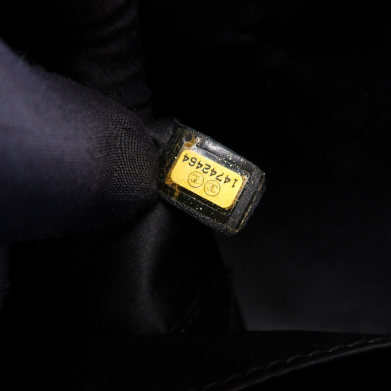 CHANEL 牛皮皮革GST銀扣鏈帶肩背袋-7