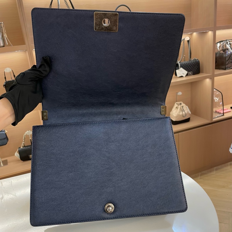 CHANEL香奈儿 Leboy 大號 菱格纹蓝色單肩斜挎链条包-3