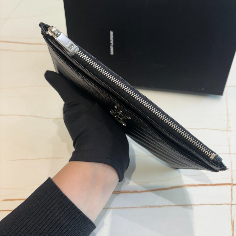 *SHIHNA名牌精品* YSL黑銀 魚子醬紋皮革Monogram 信封手拿包-2