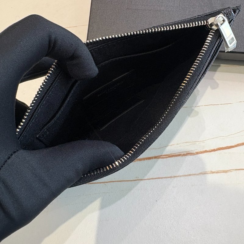 *SHIHNA名牌精品* YSL黑銀 魚子醬紋皮革Monogram 信封手拿包-4